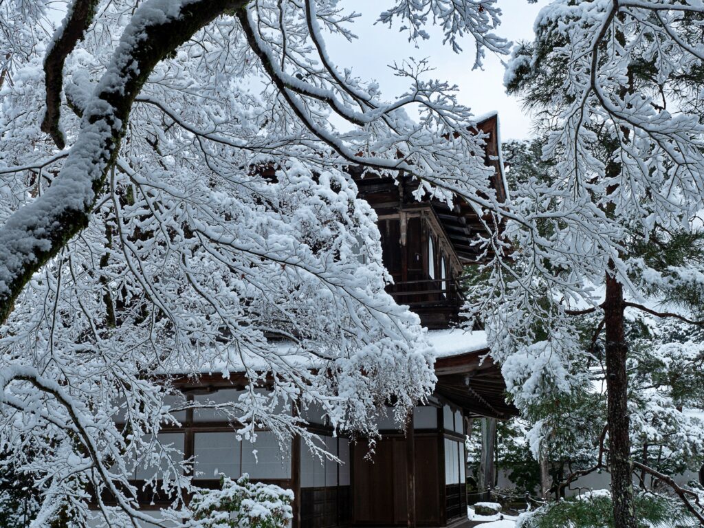 銀閣寺　雪景色