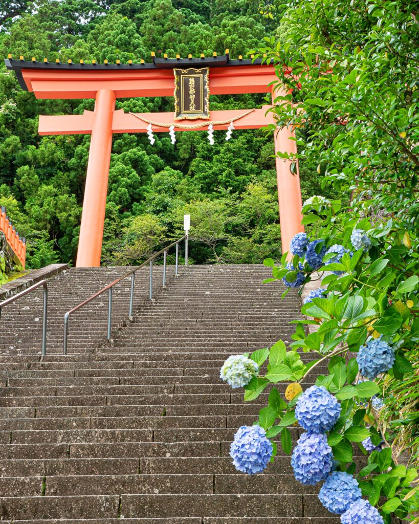 熊野那智大社　二の鳥居