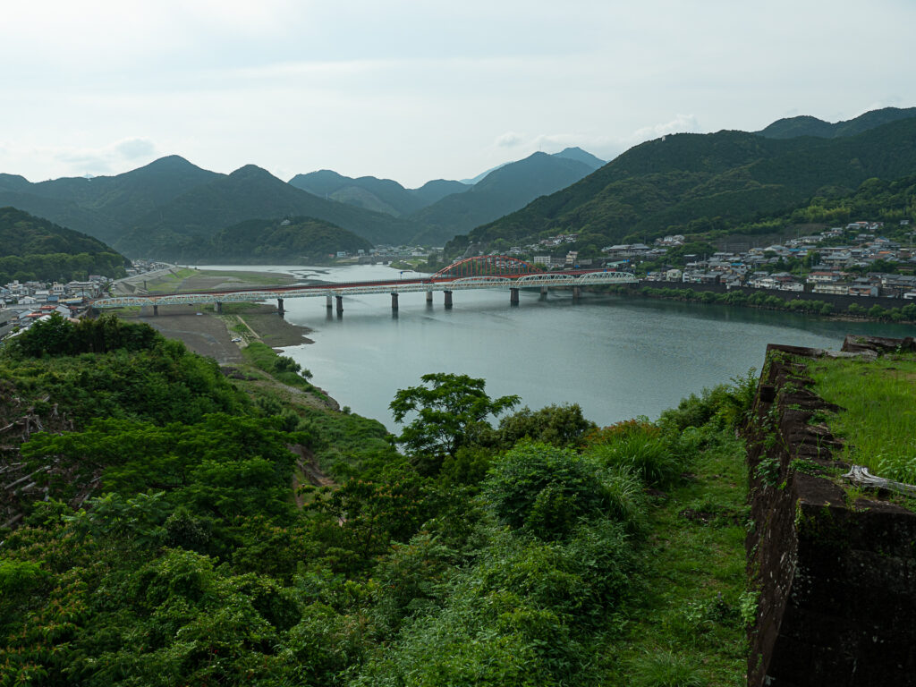 新宮城跡　熊野川